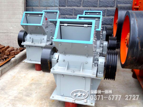 小型錘式破碎機工作原理、型號及參數(shù)