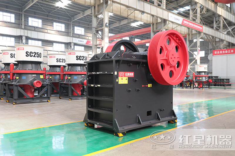 500x750破碎機(jī)圖片