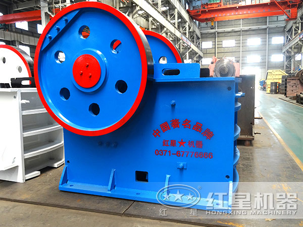 150×250顎式破碎機(jī)小體格擁有大能量， 輔助客戶創(chuàng)高收