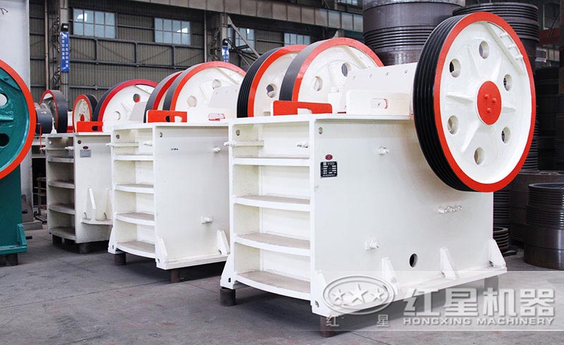 哪兒有小型石子破碎機(jī)？一套價(jià)錢是多少？