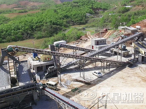 能把石塊破碎成石子的打石機(jī)多少錢？怎么配置？