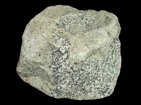 乘載著全套流動破碎篩分機(jī)，小小的石頭實(shí)現(xiàn)了大大的夢想