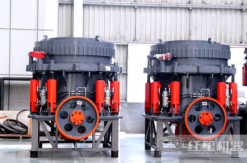 含鐵的石頭用什么破碎機粉碎比較好？