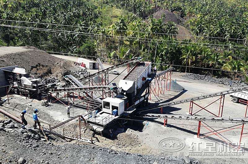 兩臺移動破碎機搭配作業(yè)出12、13青石子