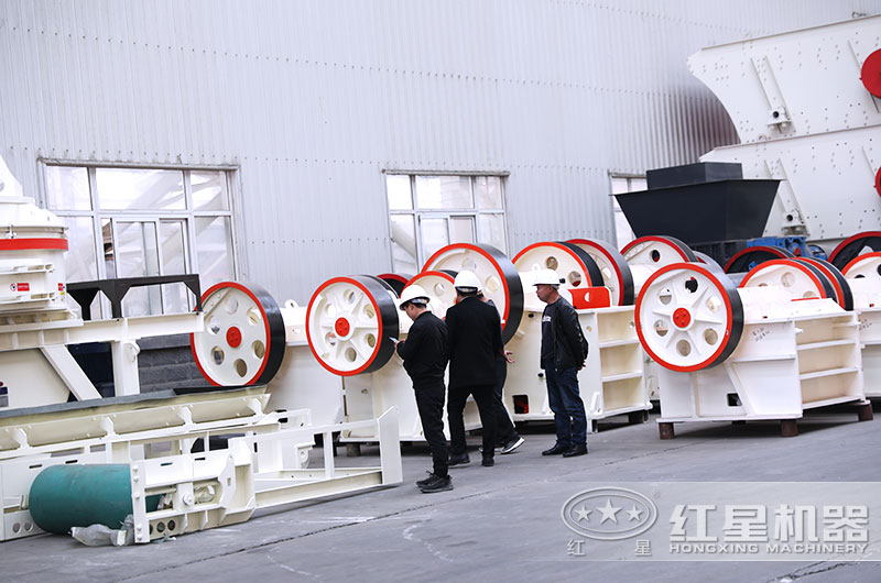 石子粉碎機(jī)有哪些？哪種適合中小型石料廠？